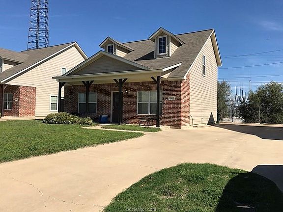 2nd image of 2489 Horse Shoe Dr