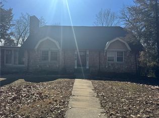 1875 E 76th Ter, Kansas City, MO 64132