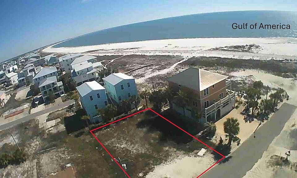 1st image of 121 42nd St