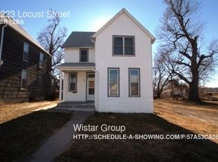 2223 Locust St, Omaha, NE 68110