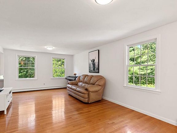 4th image of 23 Eldridge Rd
