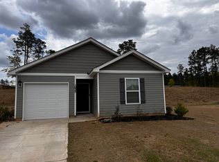 1035 McKittrick Dr, Lugoff, SC 29078
