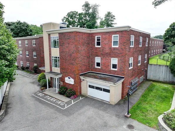 145 Hancock St #314, Braintree, MA 02184