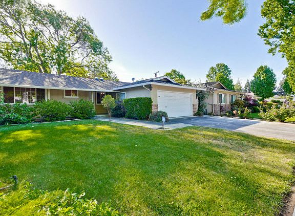 2nd image of 1149 Redoaks Dr