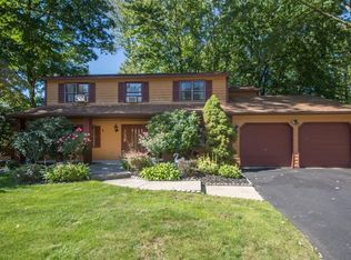 8029 Ginger Rd, Liverpool, NY 13090