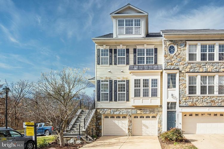1st image of 2059 Capstone Cir