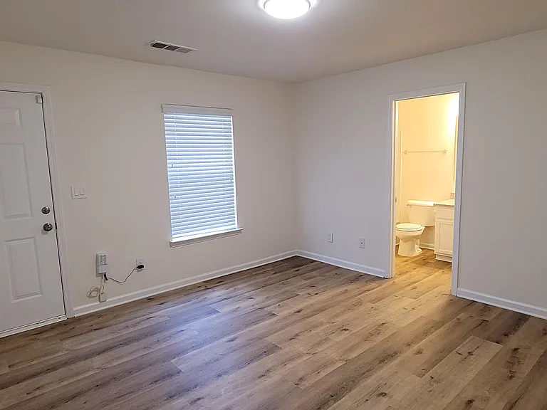 2228 Landing Ridge Dr — Photo 7