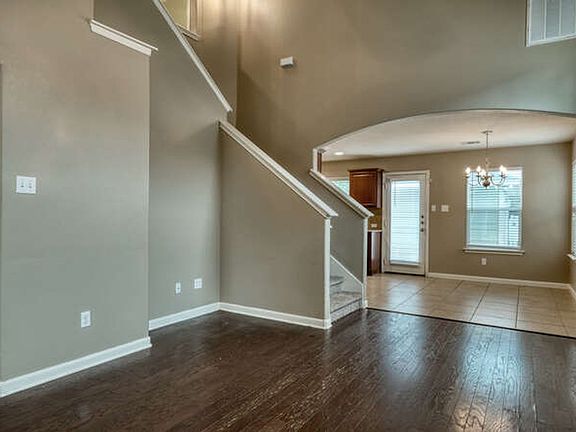 3rd image of 1905 Enchanted Rock Dr