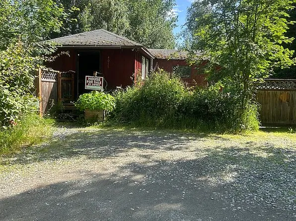 4017 S Pilot Cir, Wasilla, AK 99623