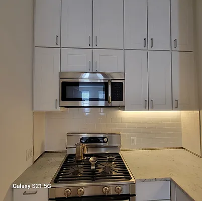 Rented by Oxford Property Group | media 19