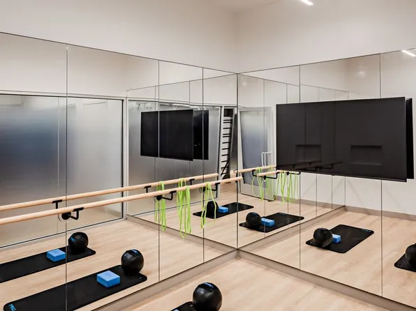 343 Gold Street image 12 of 35