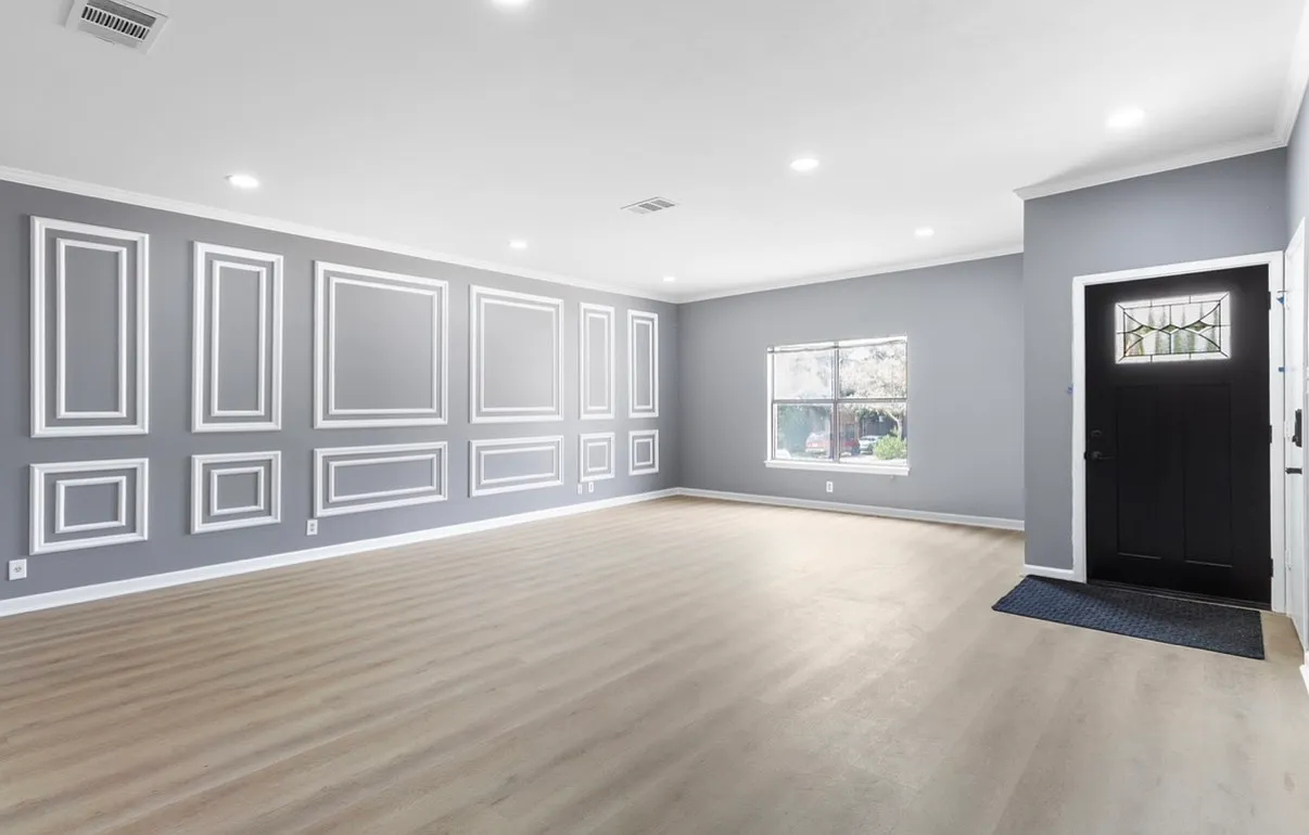 3 bed, 2.5 bath, 2959 sqft, $2,400 — Photo 3