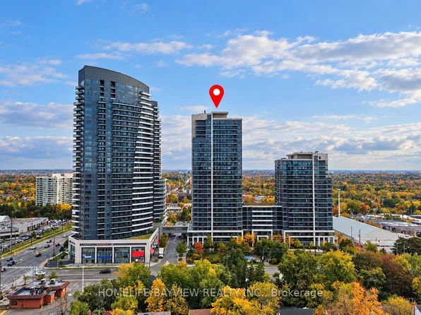 7165 Yonge St #2403, Markham, ON L3T 0C9