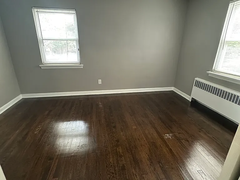200 Broad Ave #B3 — Photo 3