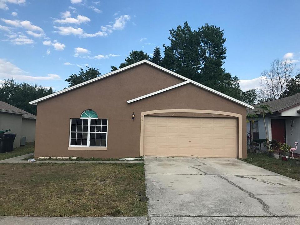 1st image of 815 Vista Palma Way