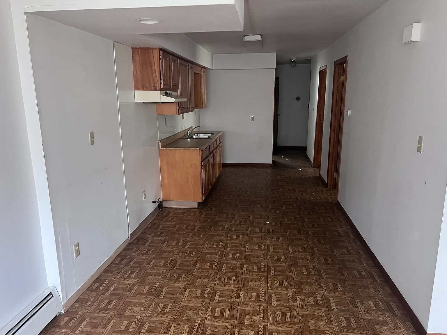 2 bed, 800 sqft, $925 — Photo 2