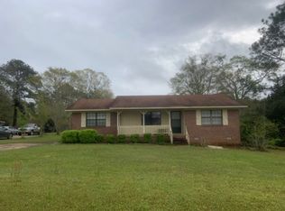 100 Sellers Dr, Opp, AL 36467