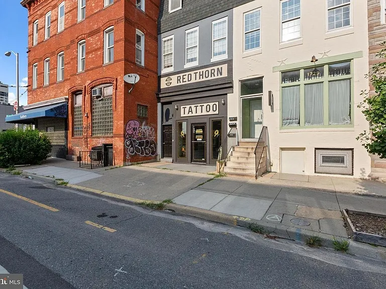 1708 Latrobe St — Photo 30