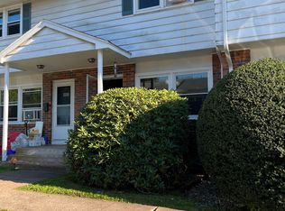 16 Lawton Rd APT 27, Manchester, CT 06042