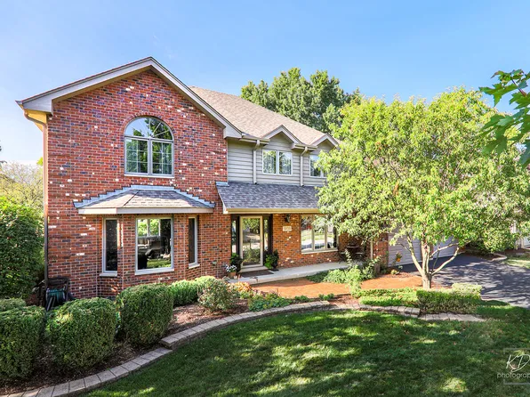 3839 Mandeville Ln, Naperville, IL 60564