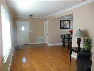 3rd image of 2626 Westmoreland Ave