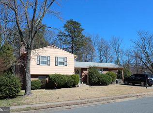 2196 Mayflower Dr, Woodbridge, VA 22192