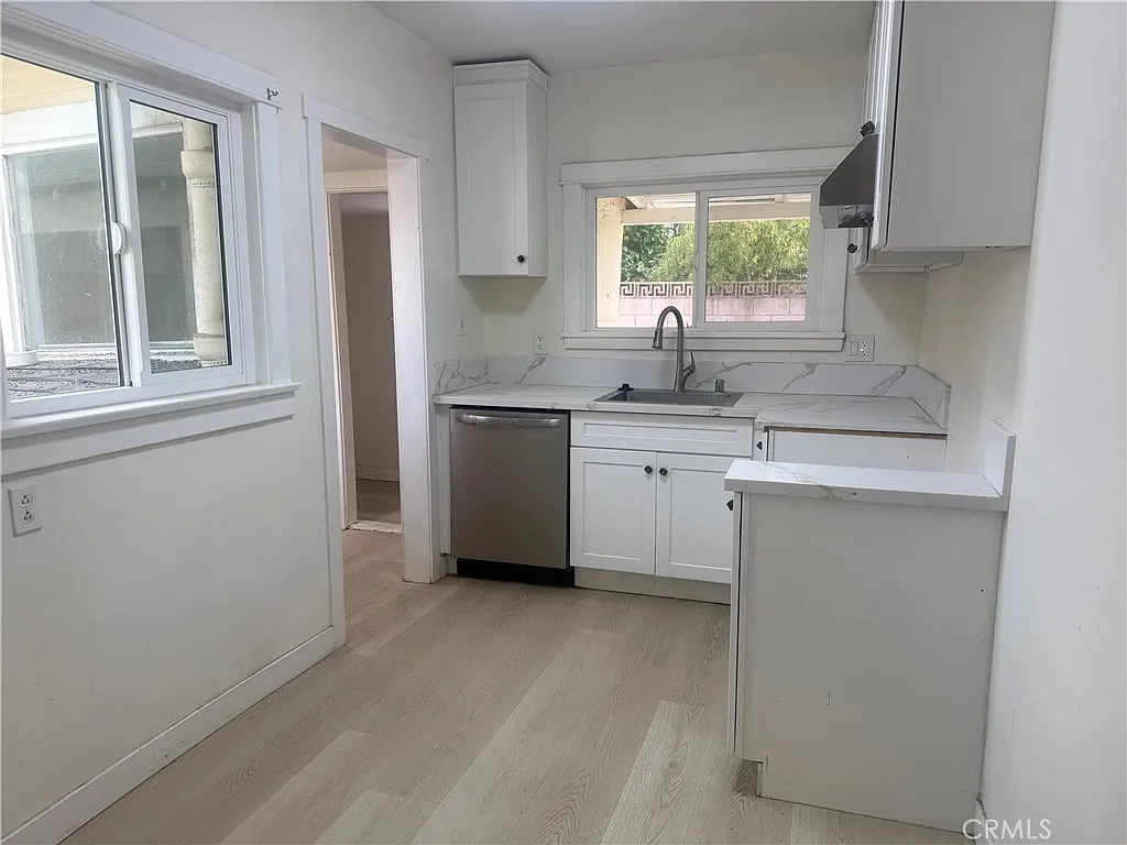 1108 S 8th Ave — Photo 3
