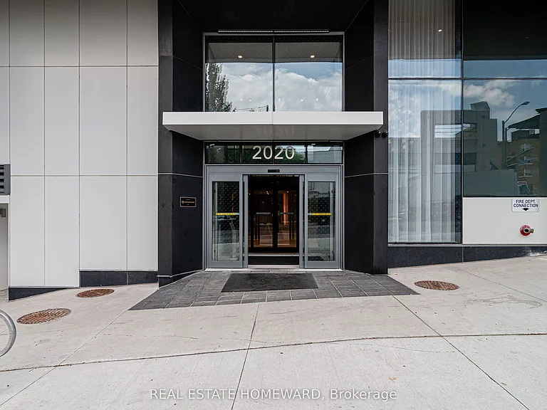 2020 Bathurst St #502 — Photo 30