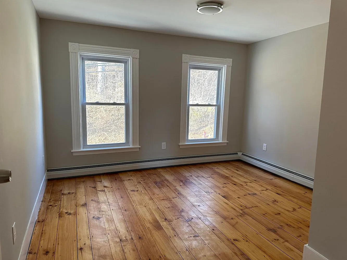 2 bed, 1065 sqft, $2,100 — Photo 2