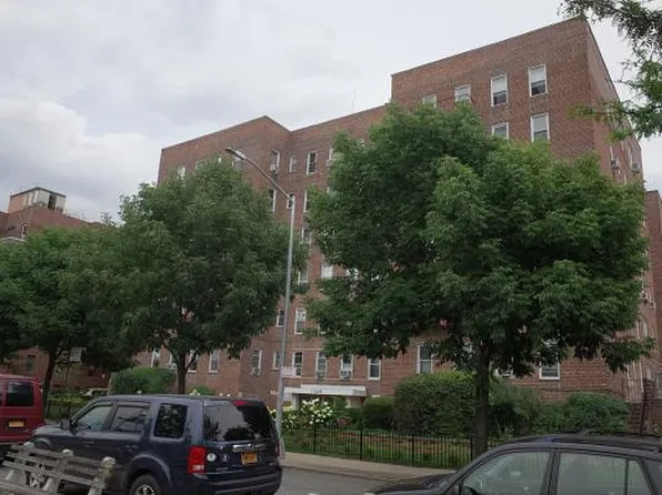 2265 Ocean Pkwy APT 1F, Brooklyn, NY 11223