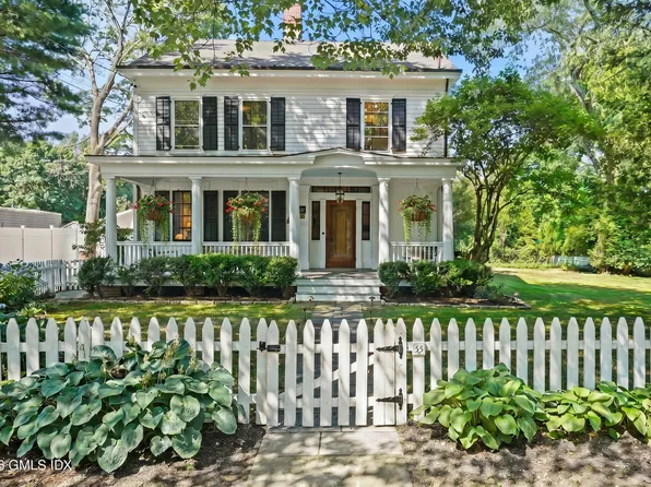 33 Mead Ave, Cos Cob, CT 06807