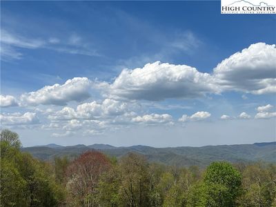 280 Mitchell Hill Lane, Elk Park, NC, 28622