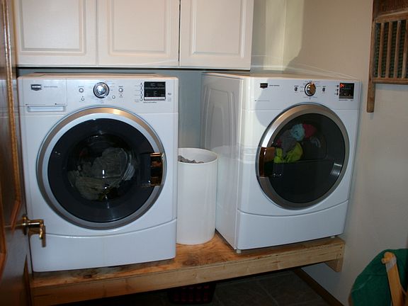 Laundry Room (main floor)