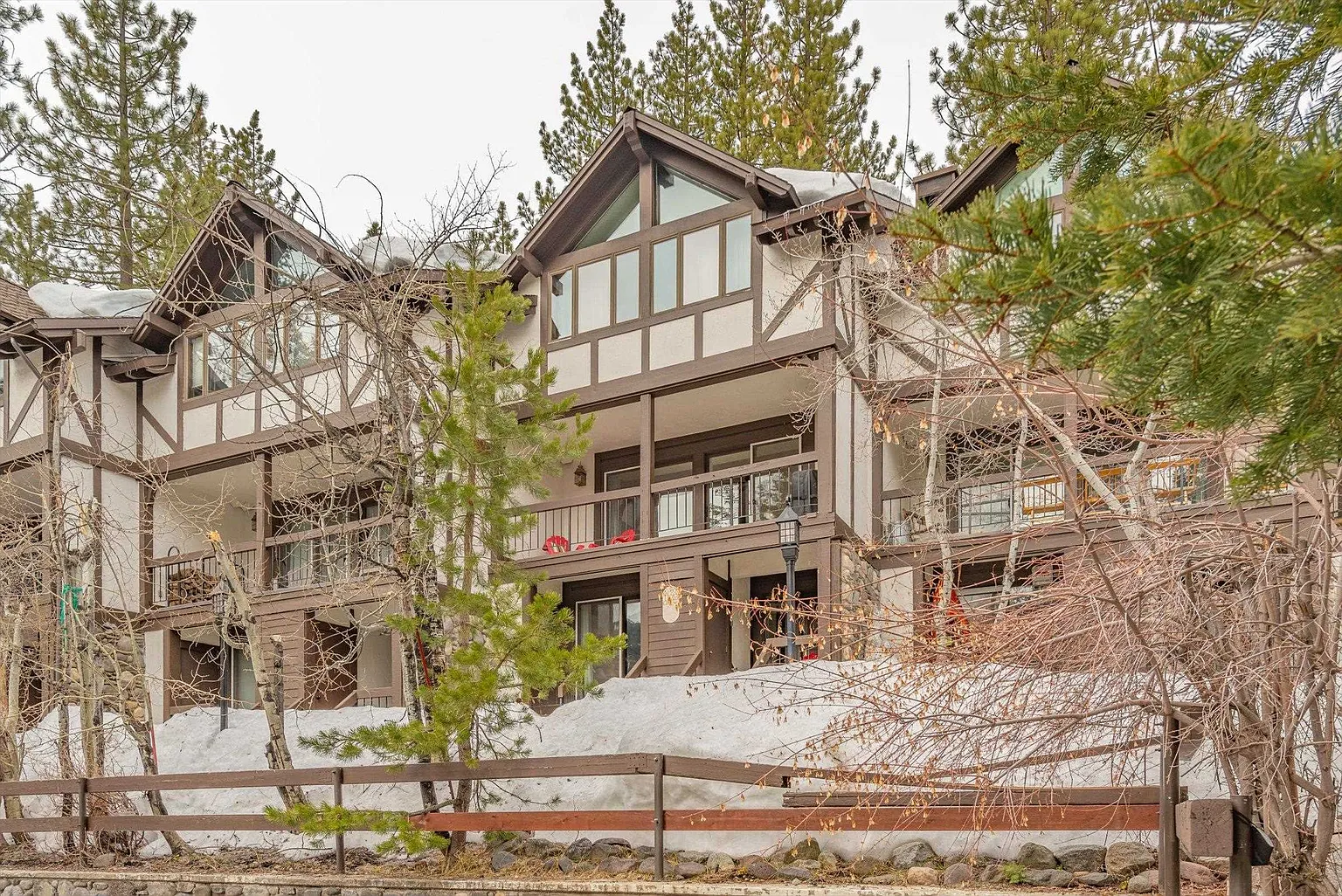 227 Squaw Valley Rd #22 photo 1
