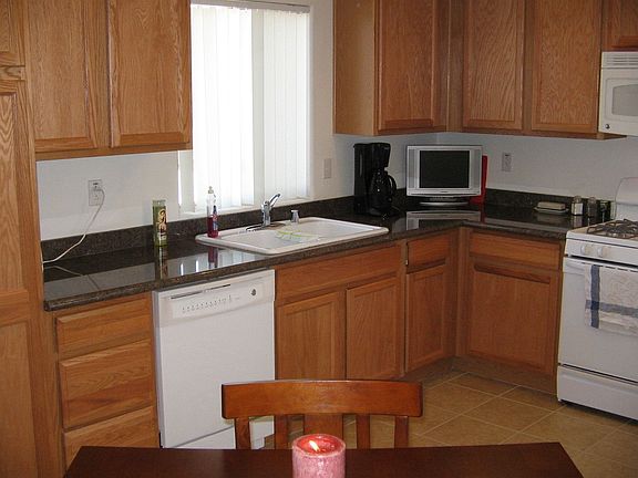 Large Eat In Kitchen