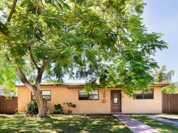 940 N 70th Ter, Hollywood, FL 33024