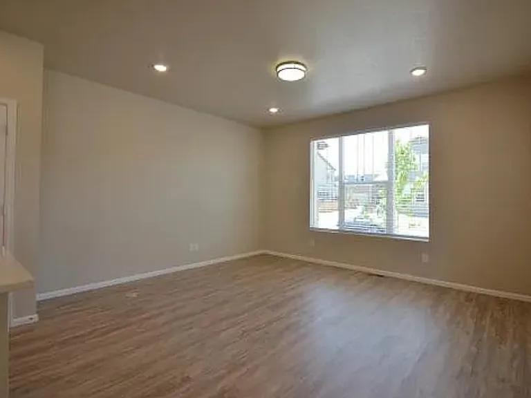 8204 S Trails Edge Ct — Photo 3