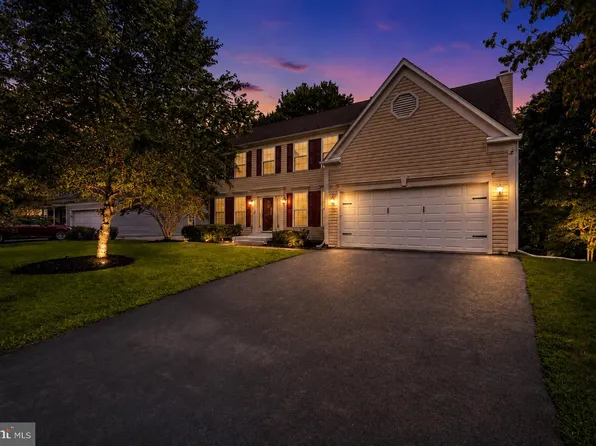 10095 Post Oak Ter, Manassas, VA 20110