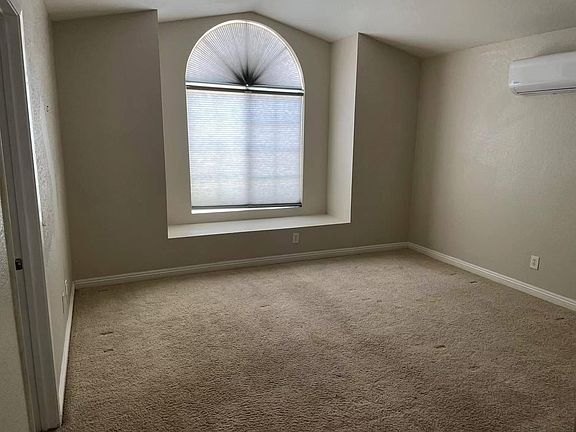 4th image of 6427 N Walnut St
