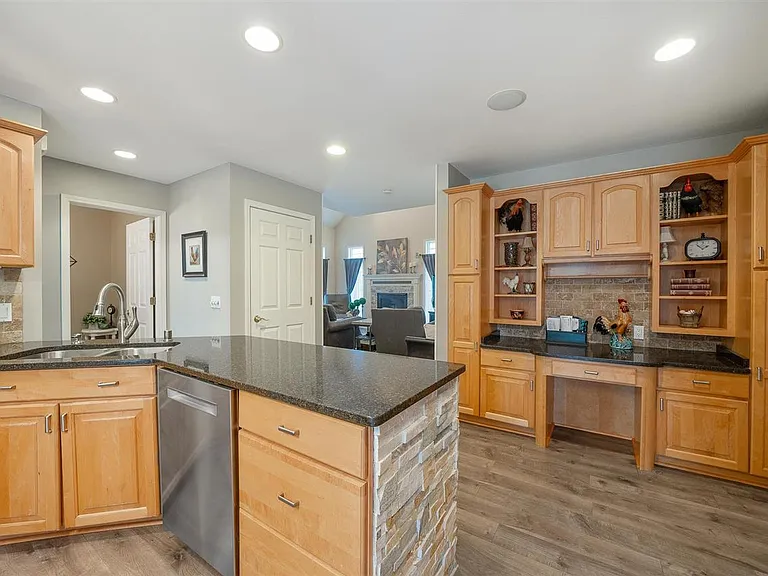 1703 Suwannee Cir — Photo 7