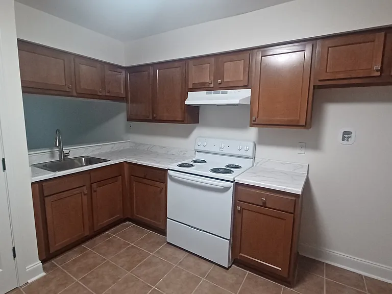 8897 Richmond Dr #C — Photo 5