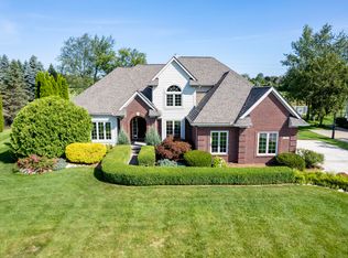 762 Bogey Ct, Ann Arbor, MI 48103