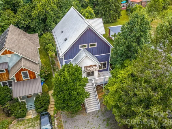 337 Sand Hill Rd, Asheville, NC 28806