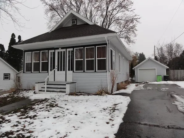 153 West Charles Street, Markesan, WI 53946