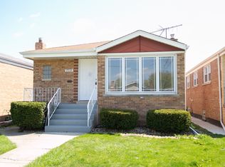 7719 Meade Ave, Burbank, IL 60459