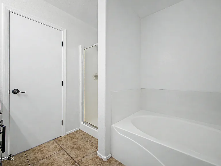 742 N 112th Dr — Photo 16