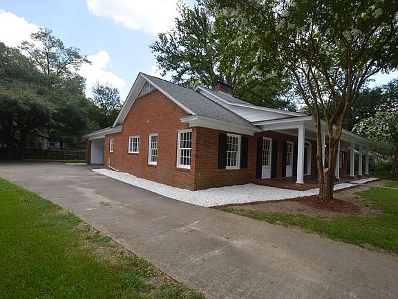 2nd image of 1146 Fairview Ave
