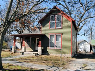 1009 S McGregor St, Carthage, MO 64836