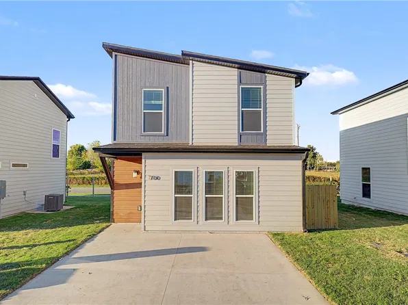 700 Discovery Ave, Centerton, AR 72713