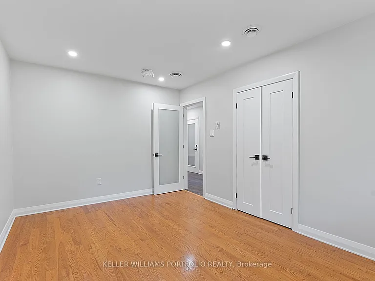32 Gatesview Ave #UPPER — Photo 29